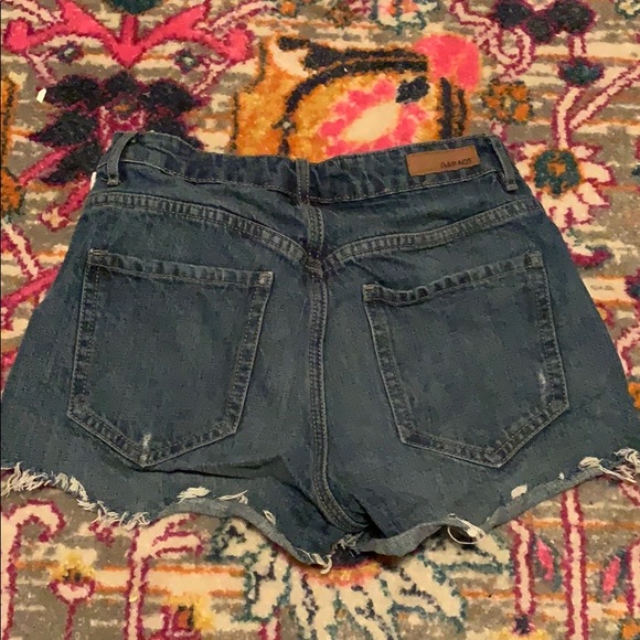 Denim shorts - Picture 2 of 3